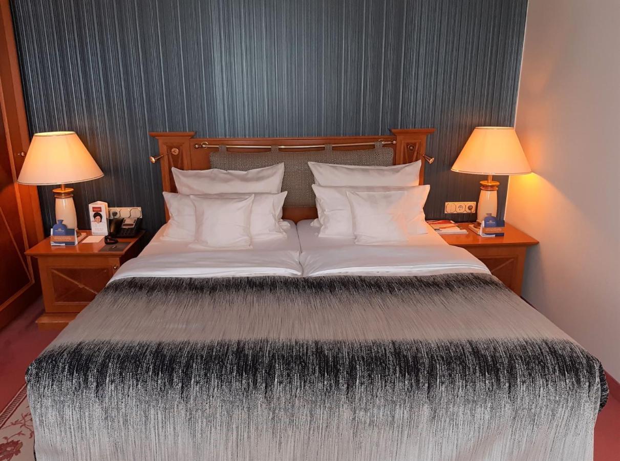 באד וויריסהופן Steigenberger Hotel Der Sonnenhof מראה חיצוני תמונה