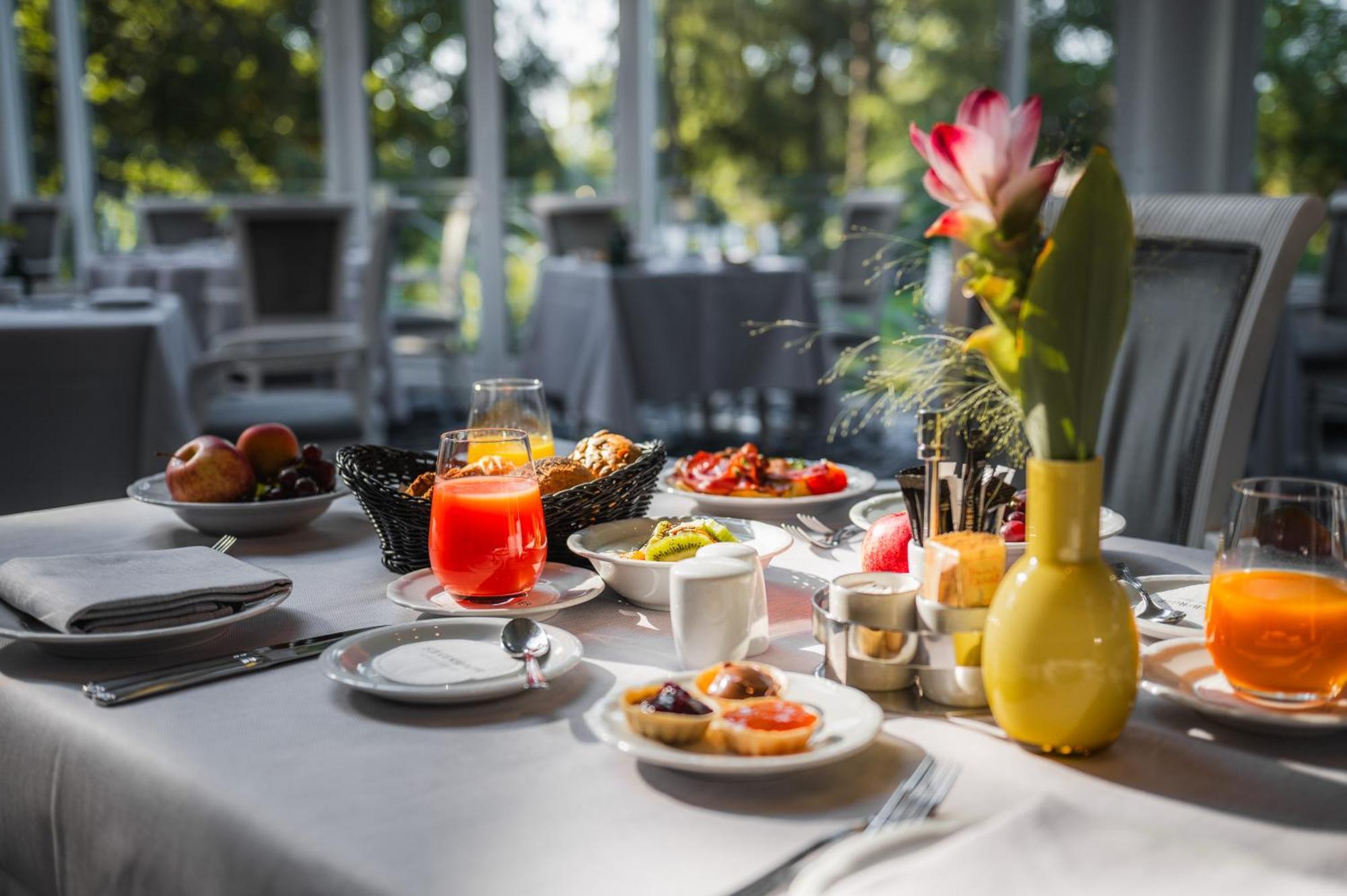 באד וויריסהופן Steigenberger Hotel Der Sonnenhof מראה חיצוני תמונה
